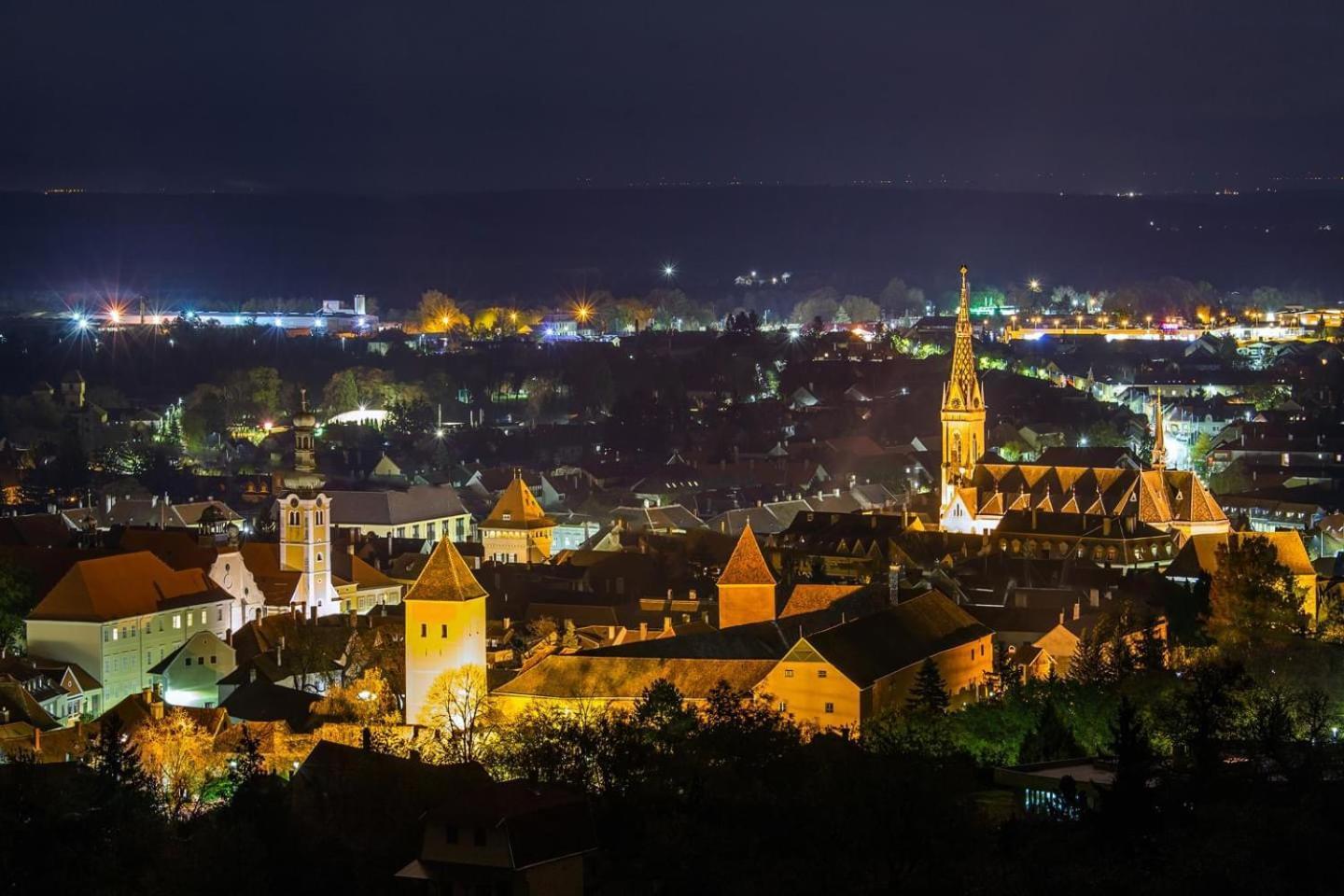 Ferienwohnung Modern Medival Kőszeg Exterior foto